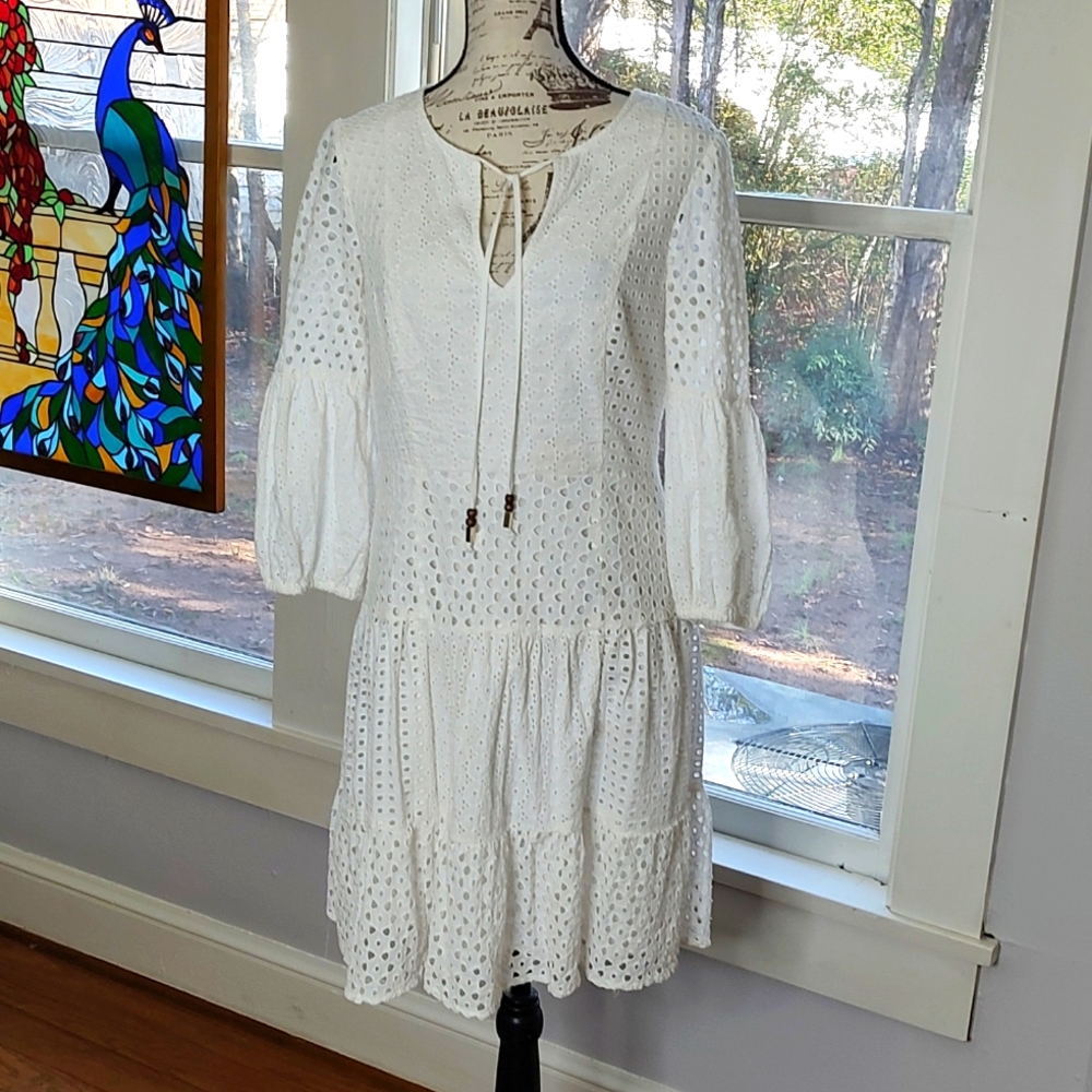 Vince Camuto Drop Waist White Eyelet Dress Lined Bodice Midi Length SZ: … - Picture 3 of 13